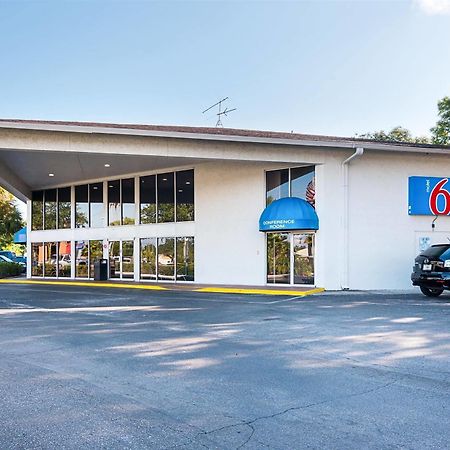 Motel 6-Tampa, Fl - Fairgrounds Heartland Luaran gambar