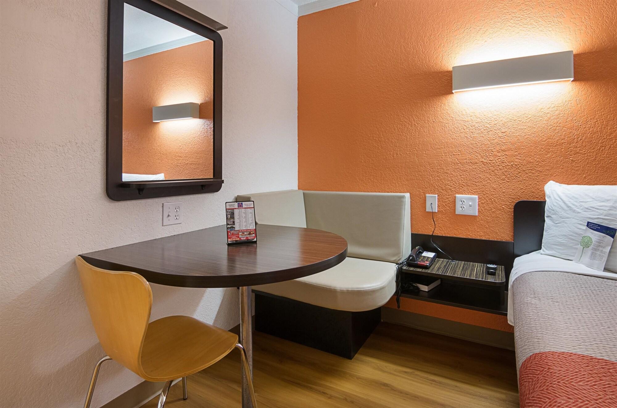 Motel 6-Tampa, Fl - Fairgrounds Heartland Luaran gambar