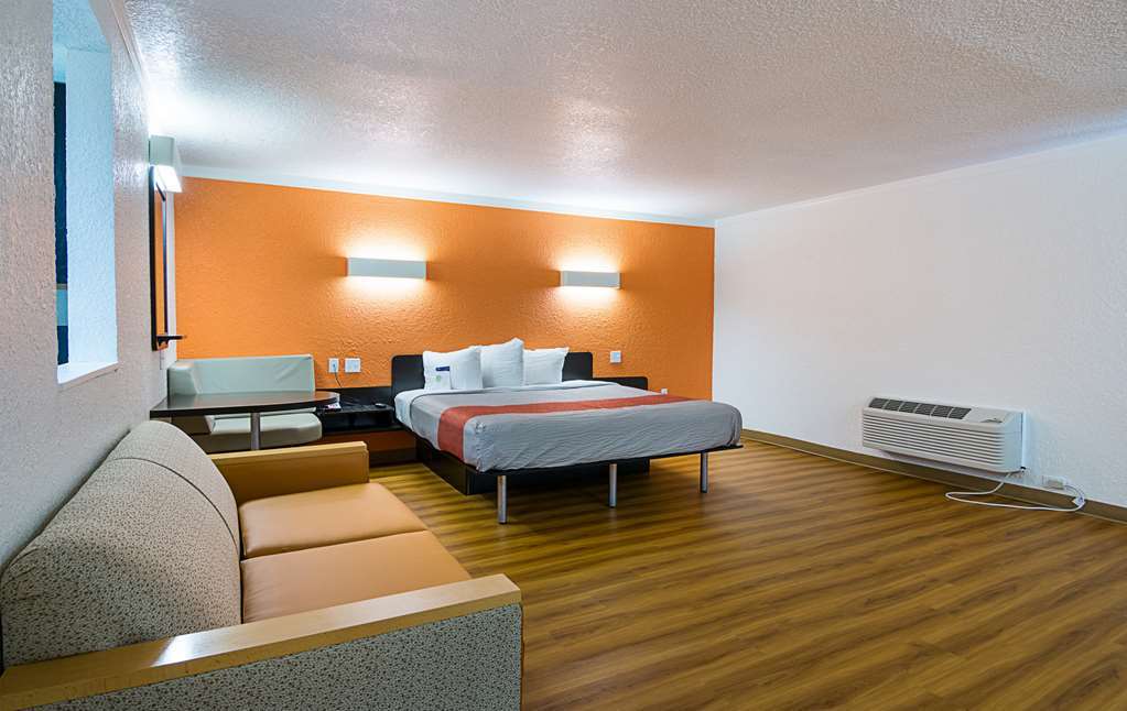 Motel 6-Tampa, Fl - Fairgrounds Heartland Bilik gambar